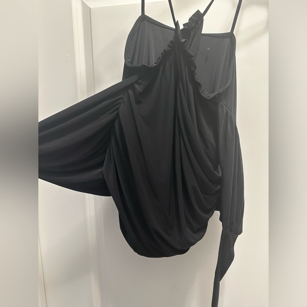 Express cropped crossover top